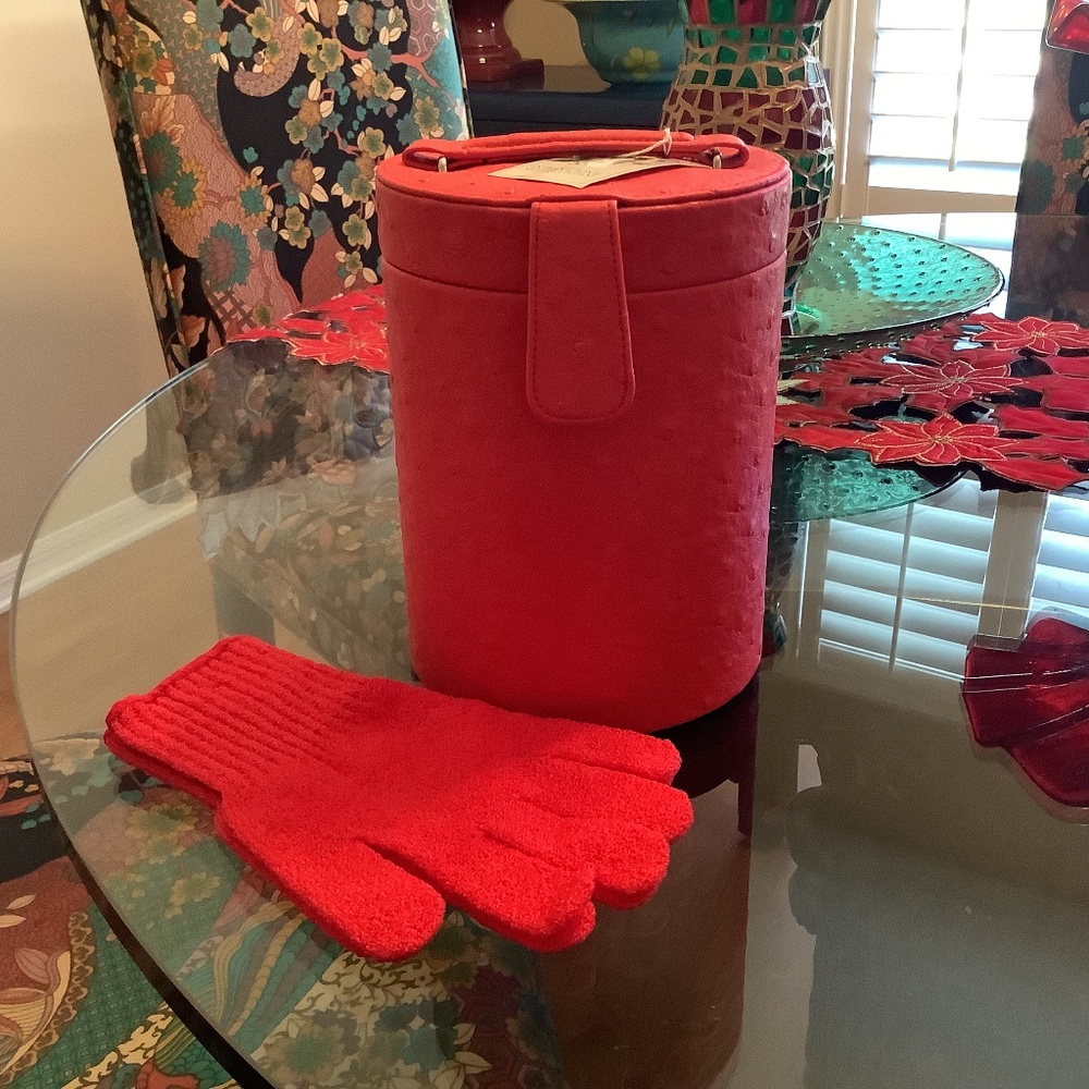 Vtg Coral Orange Ostrich makeup, travel bag/ pouch -w/ exfoliating glove -new